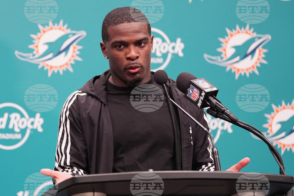 Chargers Dolphins Football