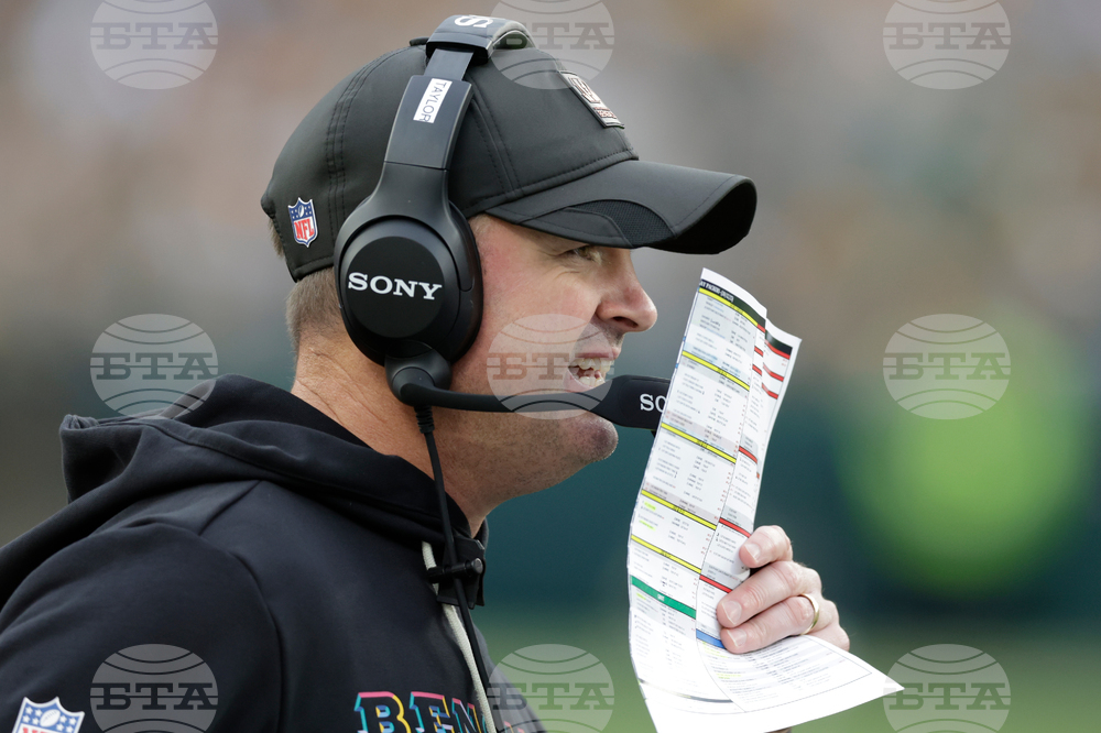 Bengals Packers Football