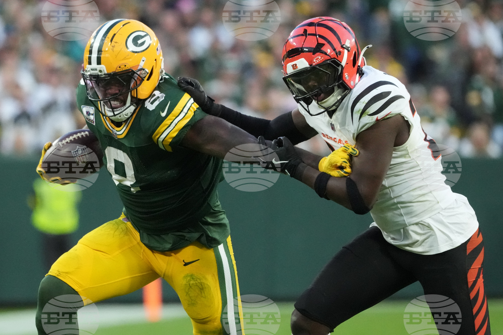 Bengals Packers Football