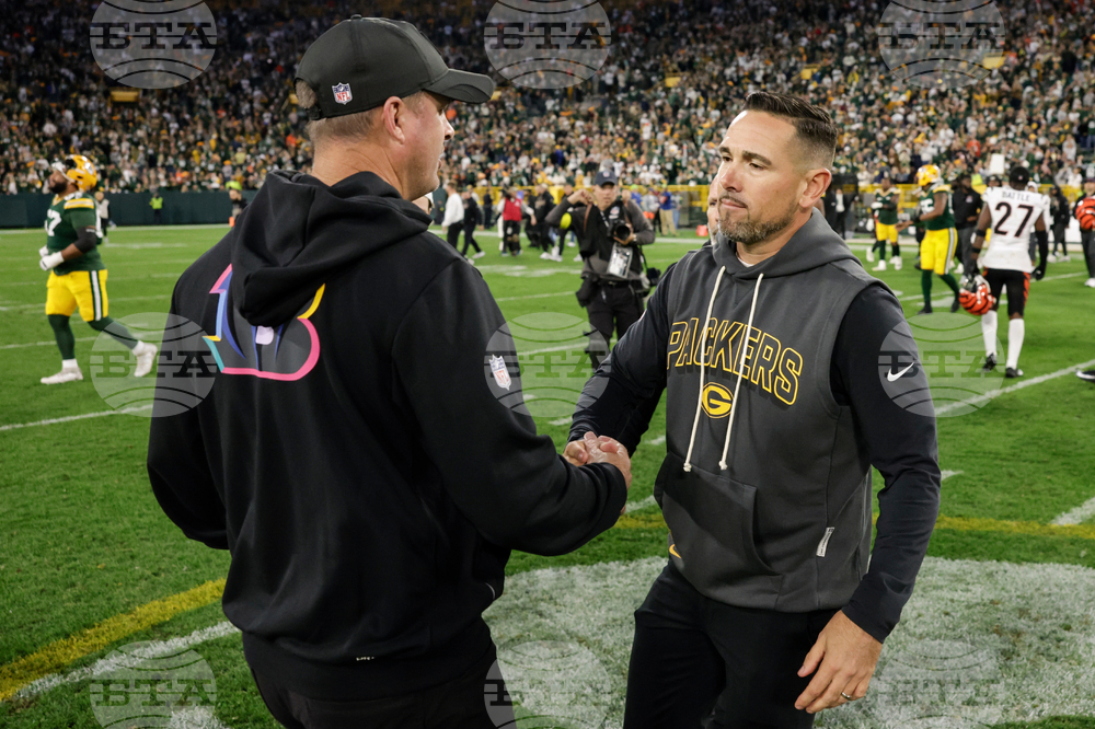 Bengals Packers Football