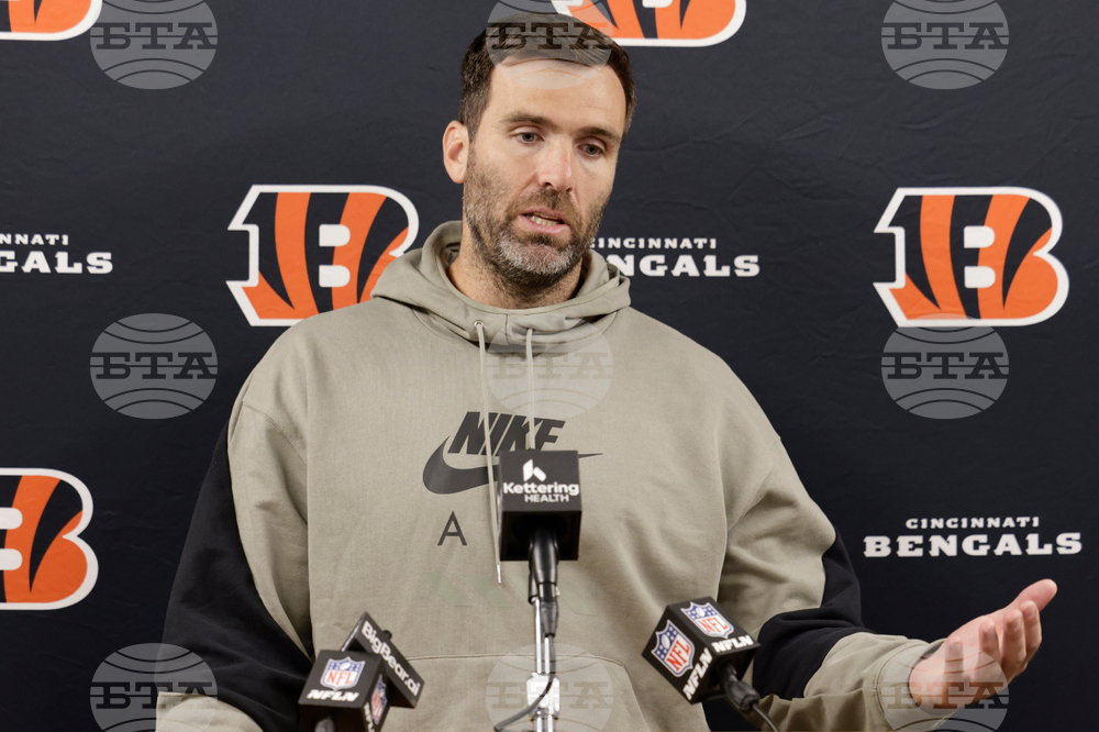 Bengals Packers Football