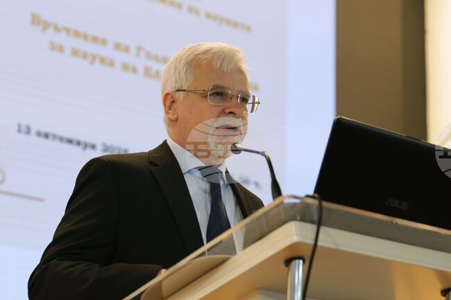 БАН е най-старата, най-авторитетната и най-значимата научна институция у нас, каза зам.-министърът на образованието акад. Николай Витанов