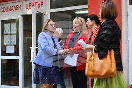 Пловдив - програма „Храни и основно материално подпомагане"