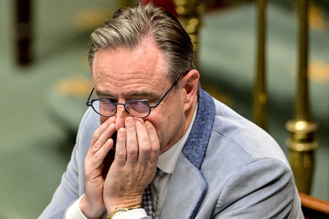 Белга: Белгийският премиер отложи обръщението си пред парламента заради липса на споразумение по бюджета