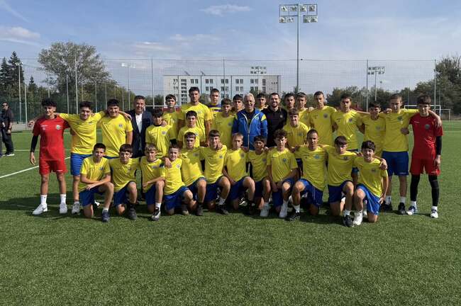 Христо Стоичков посети стадиона на Марица