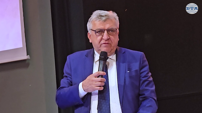 Успешно се отлага влизането на принципа „замърсителят плаща“, мотивите са различни, каза министърът на околната среда и водите на срещата на НСОРБ