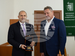 Снимка: Президентство