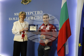 Весела Лечева - Алберт Попов - награда