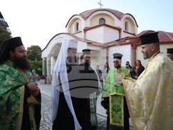 Архиерейска вечерня за празника на преп. Параскева - Петка Търновска