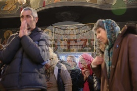 Архиерейска вечерня за празника на преп. Параскева - Петка Търновска