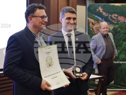 „Гранд Хотел София“ - български напитки - конкурс