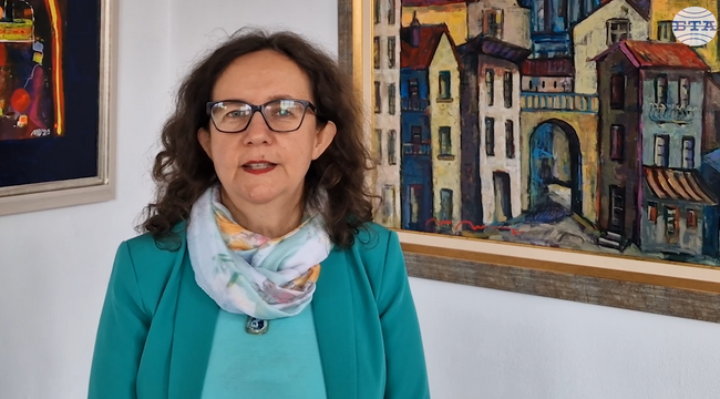 Членовете на дружеството на троянските художници подредиха най-новите си творби в галерия „Серякова къща“