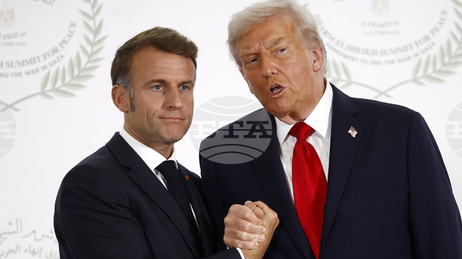 Тръмп се е свързал с Макрон, за да го информира за хода на военните операции в Иран