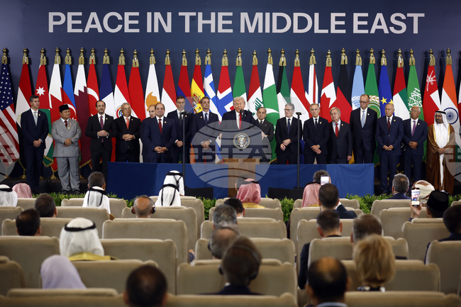 Тръмп призова лидерите в Близкия изток да оставят настрана „старите вражди“ и дадат началото на нова ера на мир и хармония в региона