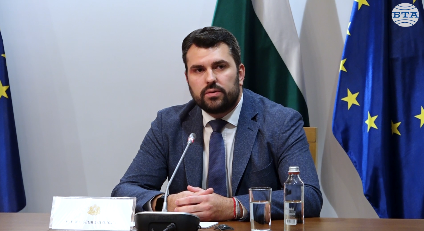 Регионът остава крехък, въпреки примирието в Близкия изток, каза министър Георг Георгиев