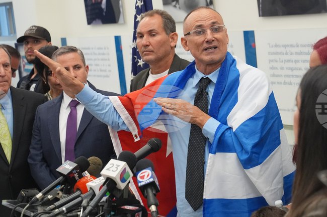 Cuba Dissident Exiled