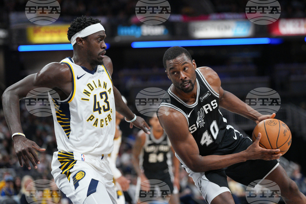 Spurs Pacers Basketball