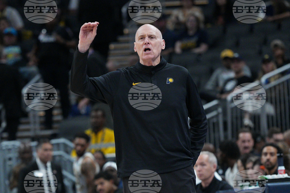 Spurs Pacers Basketball