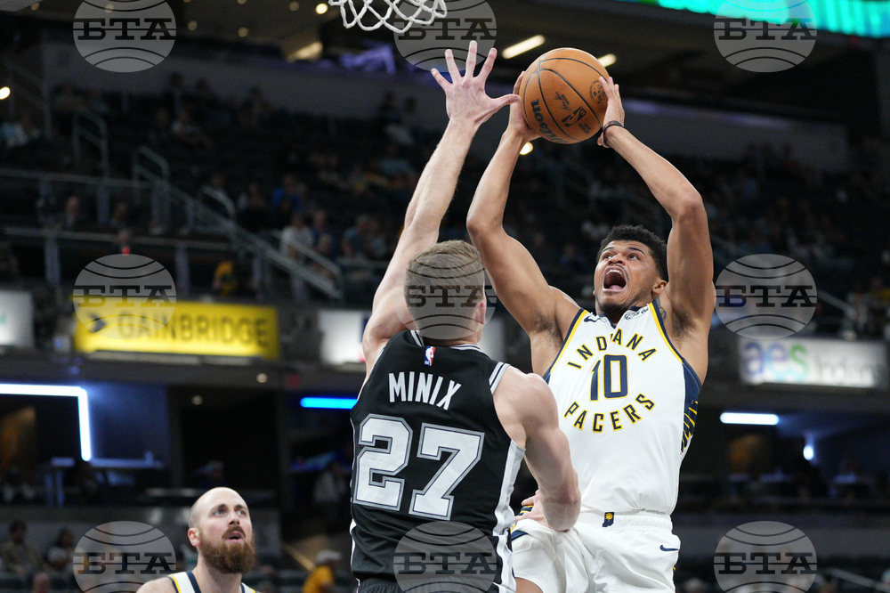 Spurs Pacers Basketball