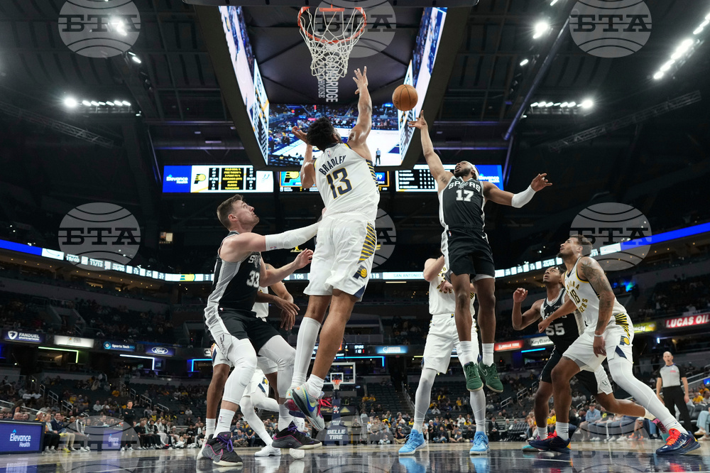 Spurs Pacers Basketball