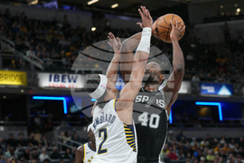 Spurs Pacers Basketball