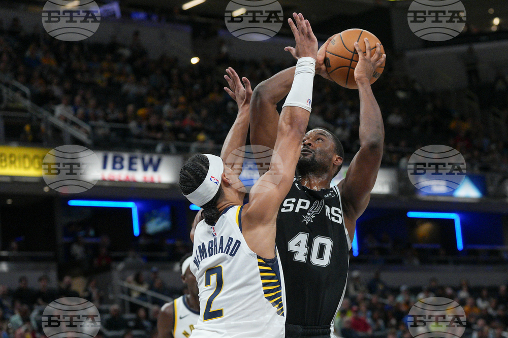 Spurs Pacers Basketball