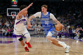 Mavericks Jazz Basketball