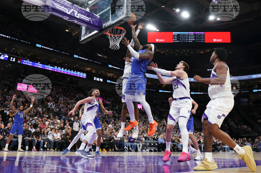 Mavericks Jazz Basketball