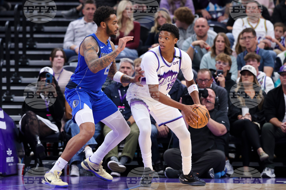 Mavericks Jazz Basketball