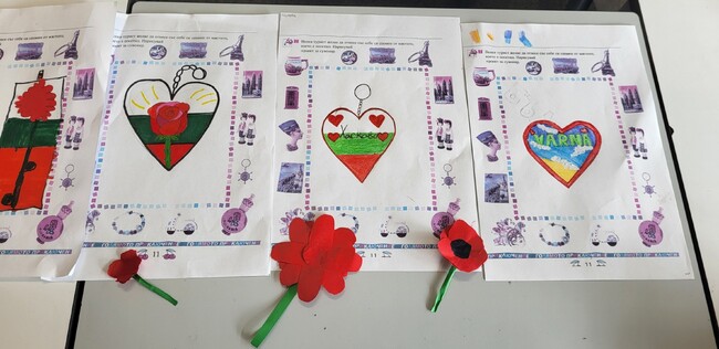 Учениците от Българското училище „Любен Каравелов“ в Блекбърн, Великобритания, работят по темата „Забележителности в родното селище“