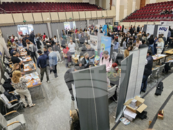 Русе - университет - трудова борса