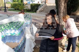 Свети Влас - безплатна вода - хуманитарна помощ