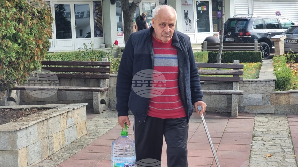 Свети Влас - безплатна вода - хуманитарна помощ