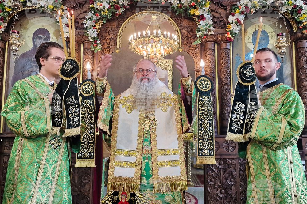 Пловдив - храм „Света Петка“ - празник