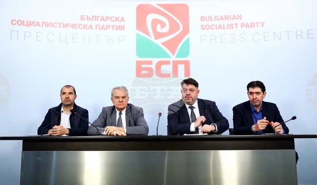 На изборите в Пазарджик показахме, че "БСП-Обединена левица" постепенно започва да връща своите позиции в страната, коментира Атанас Зафиров