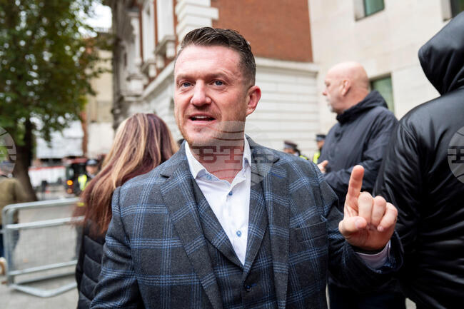 Британският антиислямски активист Томи Робинсън благодари на Мъск, след като бе оправдан по обвинение в тероризъм 