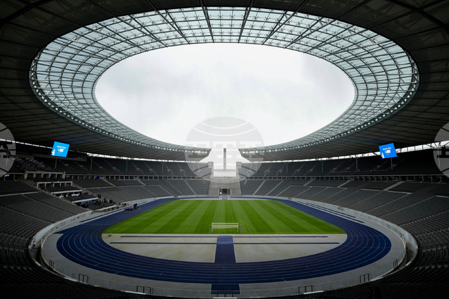 Олимпийският стадион в Берлин премина реновация, за да може да приеме мачове от Националната футболна лига