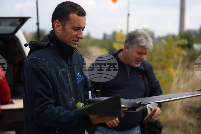 Чрез заснемане с дронове на районите „Красно село“ и "Люлин" Столична община ще проследи състоянието на контейнерите за отпадъци 