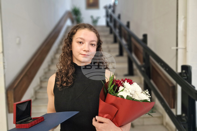 Българите Таня Радулова и Димитър Стоянов спечелиха медали във втория ден на Световното първенство по самбо