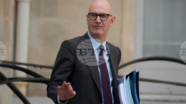 Все още е възможно Франция да приеме бюджет до края на годината, заяви финансовият министър Ролан Лескюр