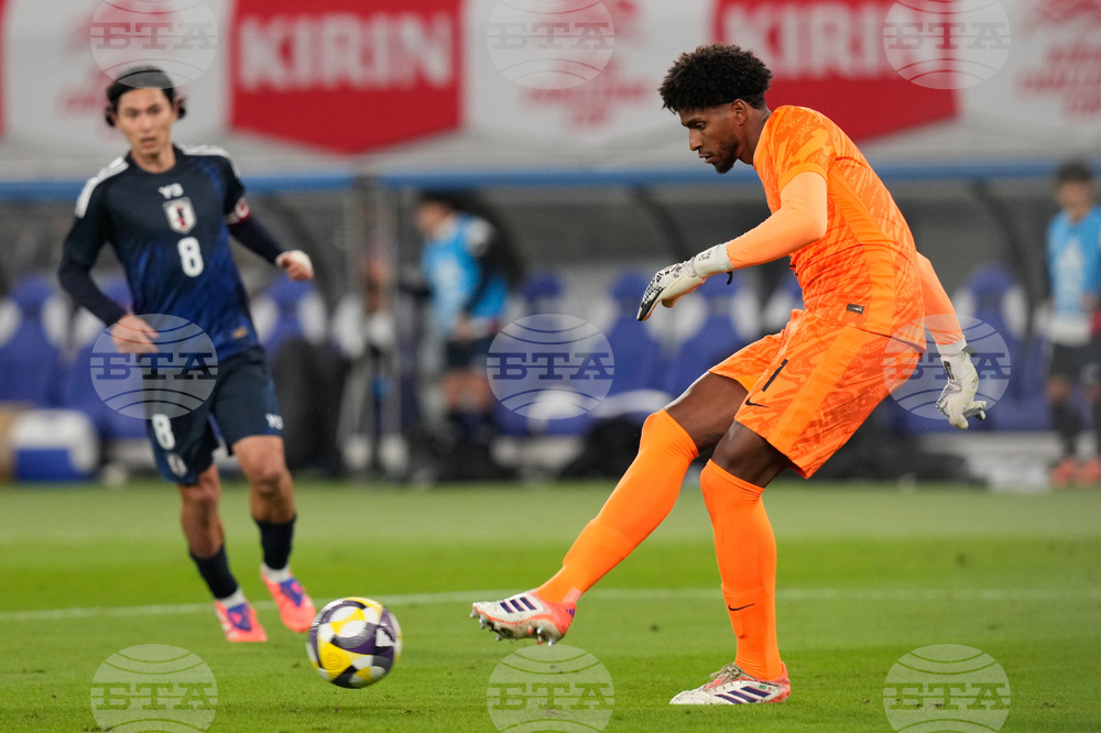 Коринтианс е отхвърлил оферта на Милан за вратаря си