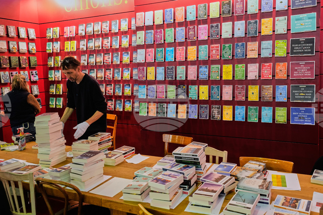 Франкфуртският панаир на книгата ще връчи днес награда за мир на историка Карл Шльогел