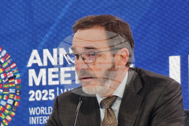 САЩ - Вашингтон - "Перспективи пред световната икономика" 2025