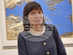 Изложбата „Път в синьо“ на Георги Лечев в галерия Vejdi. Снимка – Даниел Димитров/БТА