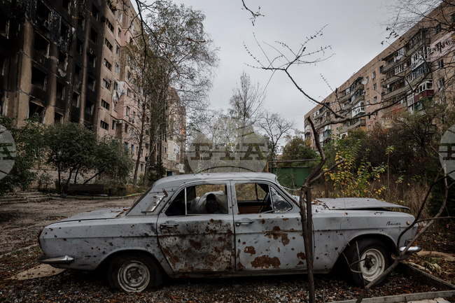 ДПА: Микробус, с който са пътували чужди журналисти, беше атакуван с дрон в Украйна