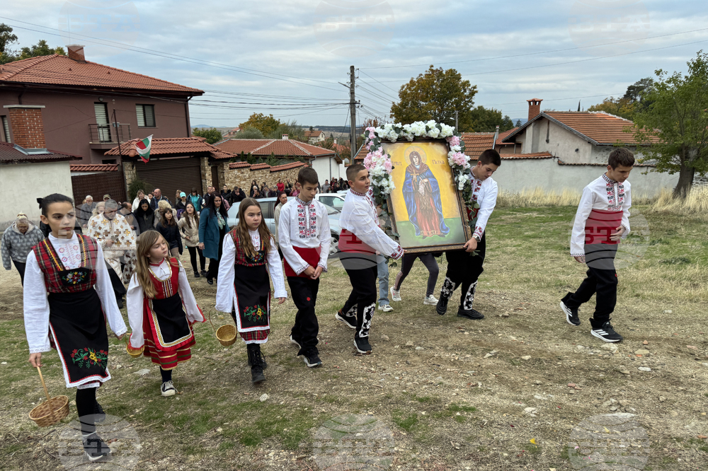 Село Енина - Света Петка - икона