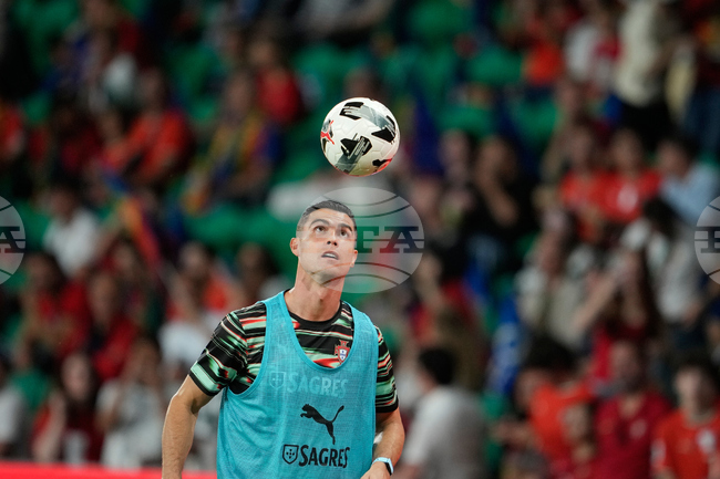 Звездата на националния отбор на Португалия Кристиано Роналдо все още е в Саудитска Арабия, въпреки съобщенията, че е напуснал страната