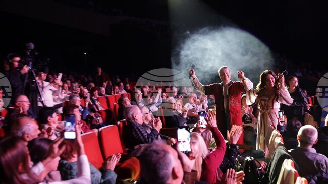 Сигурен съм, че преподобна Параскева – Петка Търновска е с нас днес и се радва заедно с нас, каза народният певец Илия Луков