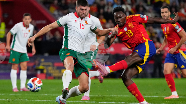 Петко Христов беше отличен за своя мач номер 100 с екипа на Специя, но не успя да помогне срещу Модена в италианската Серия Б