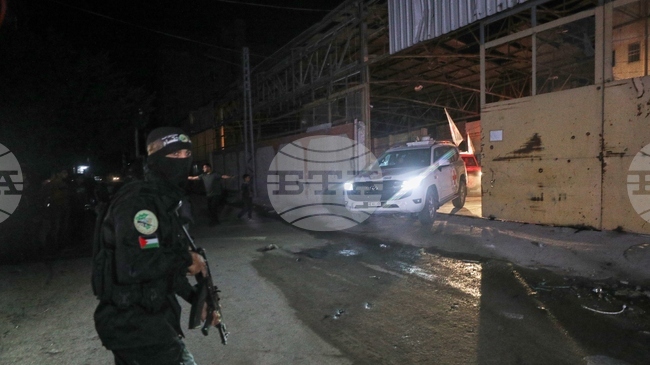 "Хамас" ще предаде днес телата на още 4 заложници